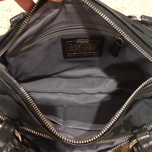 NWOT Coach Parker Op Art Zip Sachel - Picture 3 of 7